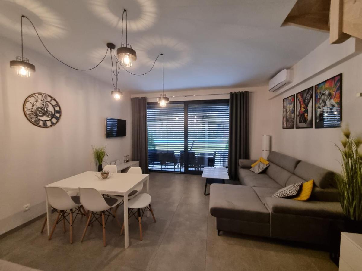 Aprum Apartments 12C Pobierowo Bagian luar foto